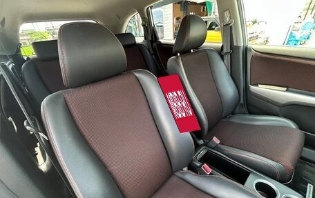 Honda Stream II, 2014 год, 985 000 рублей, 23 фотография
