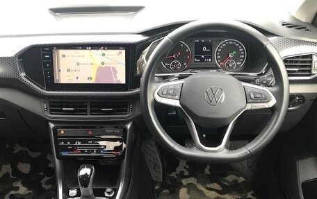 Volkswagen T-Cross I, 2023 год, 1 161 000 рублей, 7 фотография