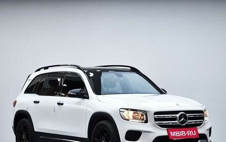 Mercedes-Benz GLB, 2022 год, 2 357 000 рублей, 3 фотография