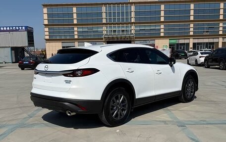 Mazda CX-4, 2022 год, 1 733 000 рублей, 6 фотография