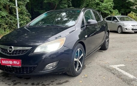 Opel Astra J, 2011 год, 425 000 рублей, 1 фотография