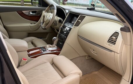 Infiniti FX II, 2010 год, 2 200 000 рублей, 12 фотография