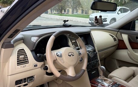 Infiniti FX II, 2010 год, 2 200 000 рублей, 11 фотография