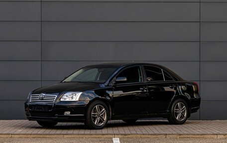 Toyota Avensis III рестайлинг, 2003 год, 895 000 рублей, 1 фотография