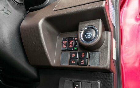 Toyota Roomy I, 2019 год, 1 230 000 рублей, 22 фотография