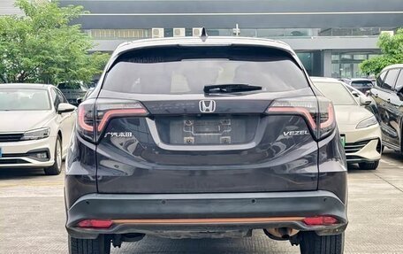 Honda Vezel, 2023 год, 1 450 000 рублей, 9 фотография
