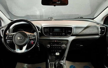 KIA Sportage IV рестайлинг, 2020 год, 2 145 000 рублей, 8 фотография