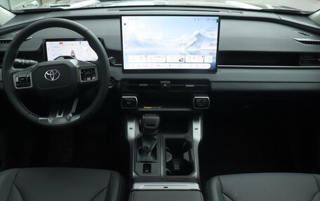Toyota RAV4, 2026 год, 4 350 000 рублей, 7 фотография