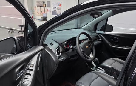 Chevrolet Trax, 2022 год, 1 033 000 рублей, 7 фотография