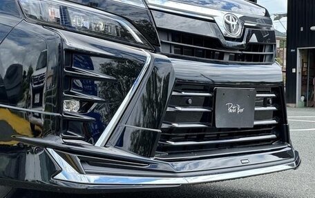 Toyota Voxy, 2022 год, 2 200 001 рублей, 9 фотография