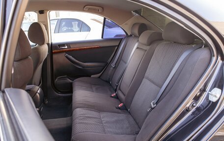 Toyota Avensis III рестайлинг, 2003 год, 895 000 рублей, 16 фотография