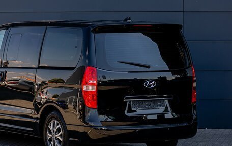 Hyundai H-1 II рестайлинг, 2018 год, 3 195 000 рублей, 10 фотография