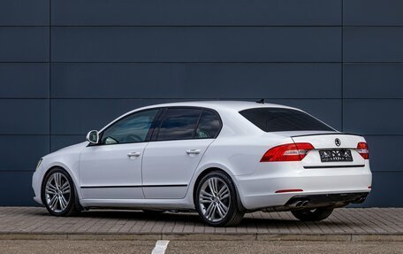 Skoda Superb III рестайлинг, 2013 год, 1 300 000 рублей, 4 фотография