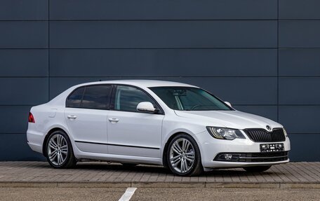 Skoda Superb III рестайлинг, 2013 год, 1 300 000 рублей, 3 фотография