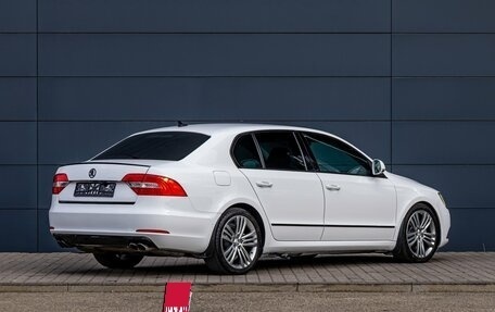 Skoda Superb III рестайлинг, 2013 год, 1 300 000 рублей, 6 фотография