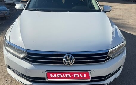 Volkswagen Passat B8 рестайлинг, 2018 год, 1 900 000 рублей, 1 фотография