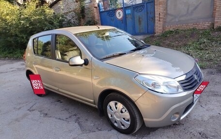 Renault Sandero I, 2011 год, 450 000 рублей, 1 фотография