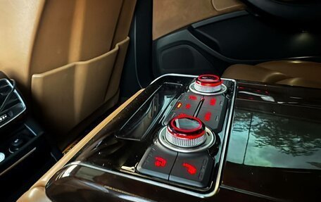 Audi A8, 2015 год, 1 990 000 рублей, 14 фотография