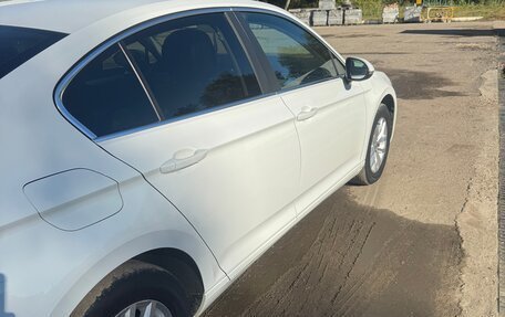 Volkswagen Passat B8 рестайлинг, 2018 год, 1 900 000 рублей, 4 фотография