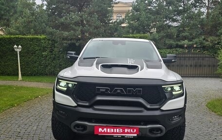 Rambler 1500, 2021 год, 13 000 000 рублей, 2 фотография