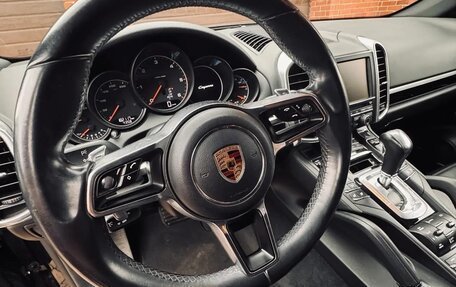 Porsche Cayenne III, 2015 год, 3 400 000 рублей, 10 фотография