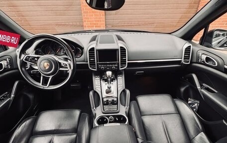 Porsche Cayenne III, 2015 год, 3 400 000 рублей, 16 фотография