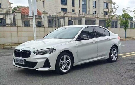 BMW 1 серия, 2022 год, 1 890 000 рублей, 3 фотография