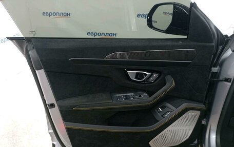 Lamborghini Urus I, 2023 год, 31 741 000 рублей, 9 фотография