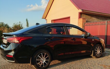 Hyundai Solaris II рестайлинг, 2018 год, 1 150 000 рублей, 7 фотография