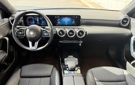 Mercedes-Benz A-Класс, 2022 год, 1 560 000 рублей, 6 фотография