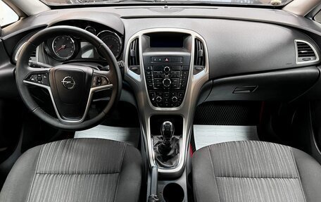 Opel Astra J, 2011 год, 745 000 рублей, 10 фотография