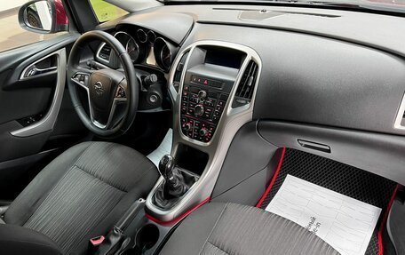 Opel Astra J, 2011 год, 745 000 рублей, 13 фотография