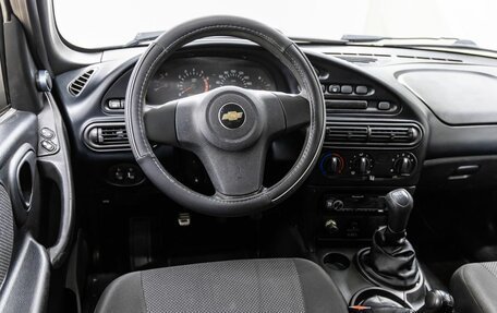 Chevrolet Niva I рестайлинг, 2011 год, 488 000 рублей, 28 фотография