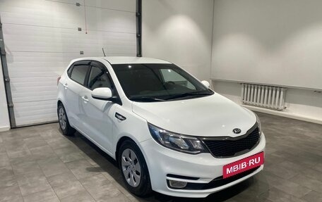 KIA Rio III рестайлинг, 2016 год, 896 000 рублей, 3 фотография