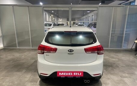 KIA Rio III рестайлинг, 2016 год, 896 000 рублей, 8 фотография