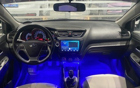 KIA Rio III рестайлинг, 2016 год, 896 000 рублей, 22 фотография