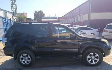 Toyota Land Cruiser Prado 120 рестайлинг, 2005 год, 1 800 000 рублей, 2 фотография