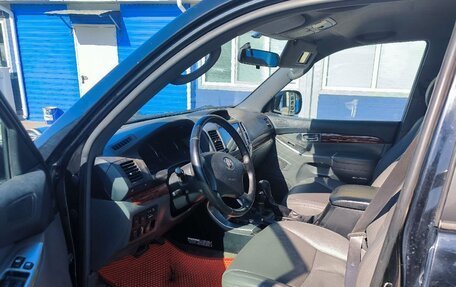 Toyota Land Cruiser Prado 120 рестайлинг, 2005 год, 1 800 000 рублей, 5 фотография