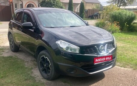 Nissan Qashqai, 2010 год, 950 000 рублей, 1 фотография