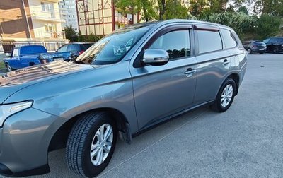 Mitsubishi Outlander III рестайлинг 3, 2013 год, 2 000 000 рублей, 1 фотография