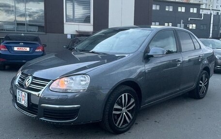 Volkswagen Jetta VI, 2008 год, 410 000 рублей, 2 фотография