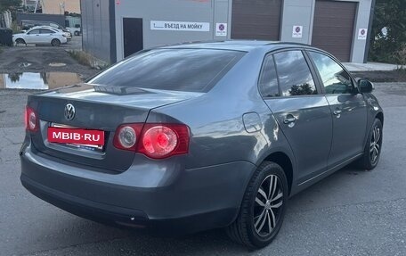 Volkswagen Jetta VI, 2008 год, 410 000 рублей, 5 фотография