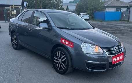 Volkswagen Jetta VI, 2008 год, 410 000 рублей, 3 фотография