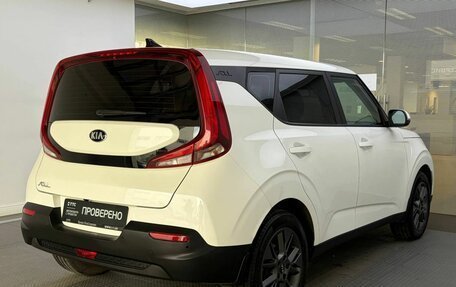 KIA Soul III, 2021 год, 1 980 000 рублей, 6 фотография