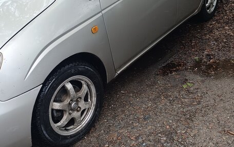 Toyota Prius IV XW50, 2000 год, 280 000 рублей, 2 фотография