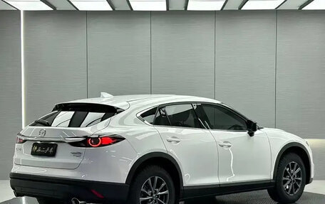 Mazda CX-4, 2022 год, 2 300 600 рублей, 5 фотография