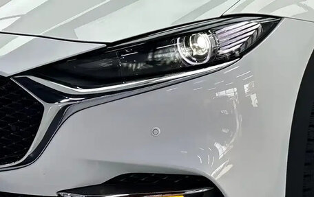Mazda CX-4, 2022 год, 2 300 600 рублей, 7 фотография