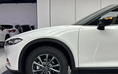 Mazda CX-4, 2022 год, 2 300 600 рублей, 8 фотография