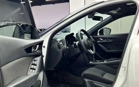 Mazda CX-4, 2022 год, 2 300 600 рублей, 15 фотография