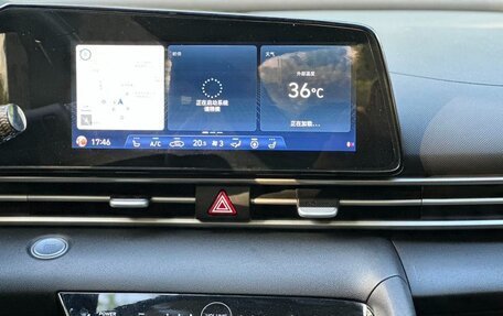Hyundai Elantra, 2022 год, 1 297 000 рублей, 9 фотография
